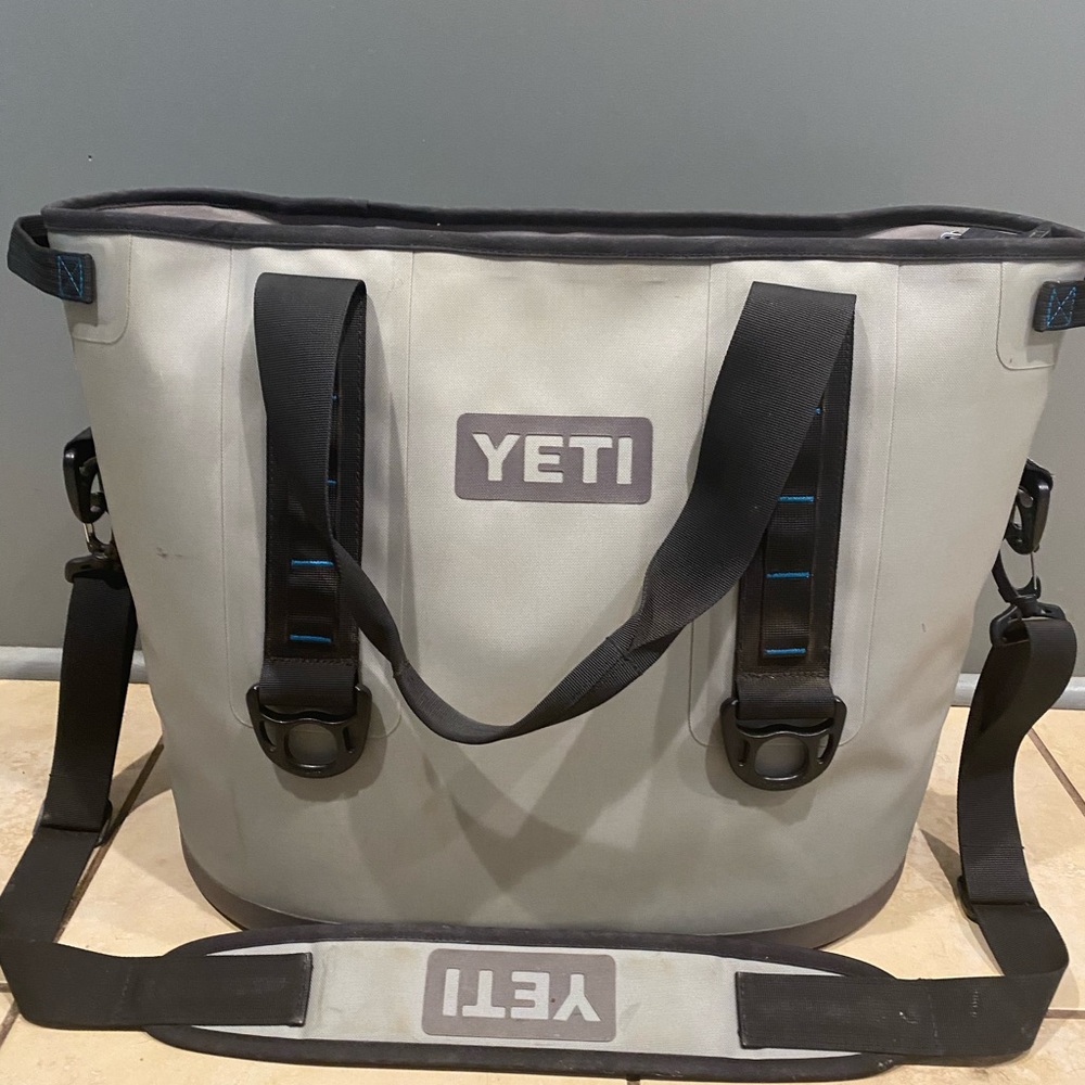 Yeti XL Bag Cooler